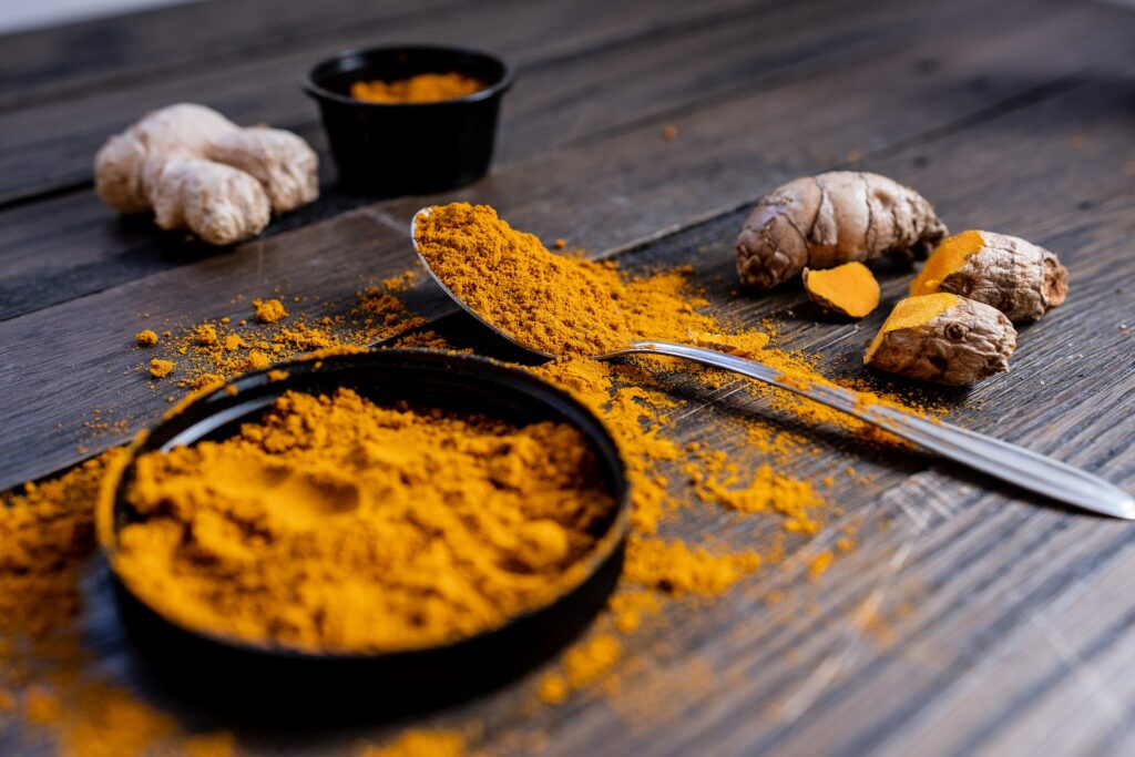 A turmeric powder with a turmeric crop