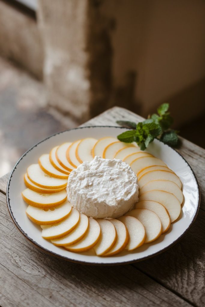 Cottage Cheese with Sliced Pears