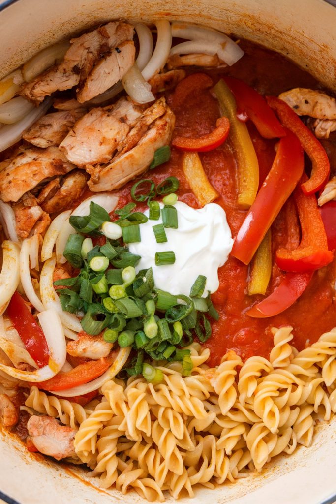 One-Pot Chicken Fajita Pasta 