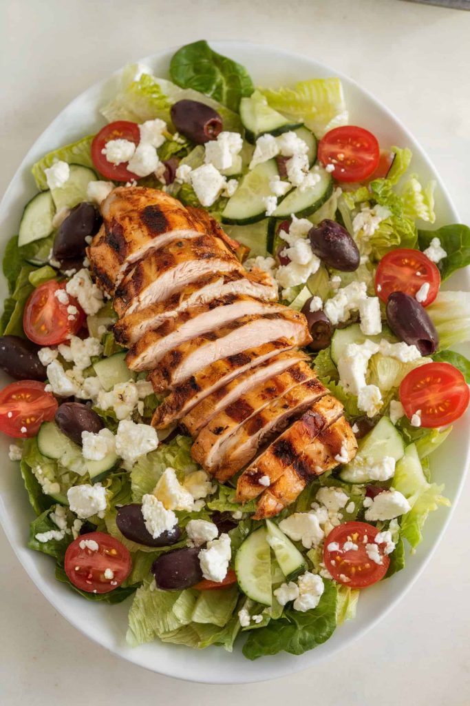 Greek Salad With Grilled Chicken
