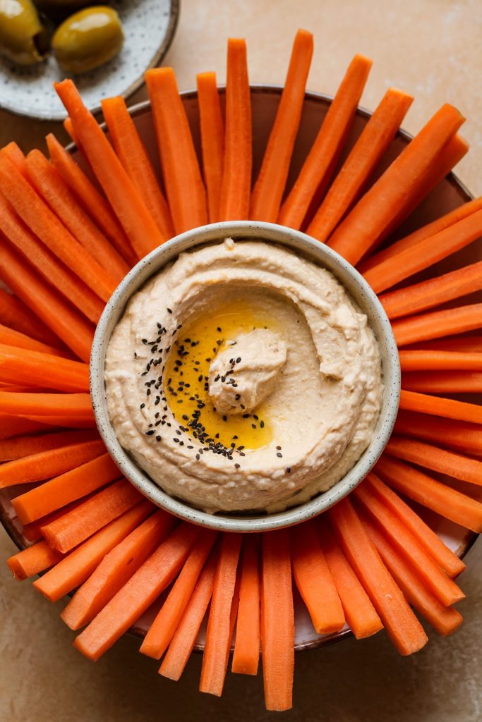 Carrot Sticks With Hummus