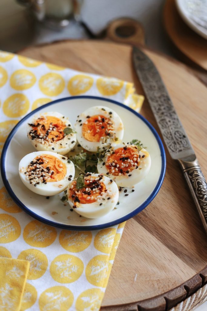 Hard-Boiled Eggs