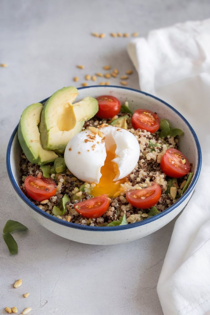 Breakfast Salad with Avocado and Eggs