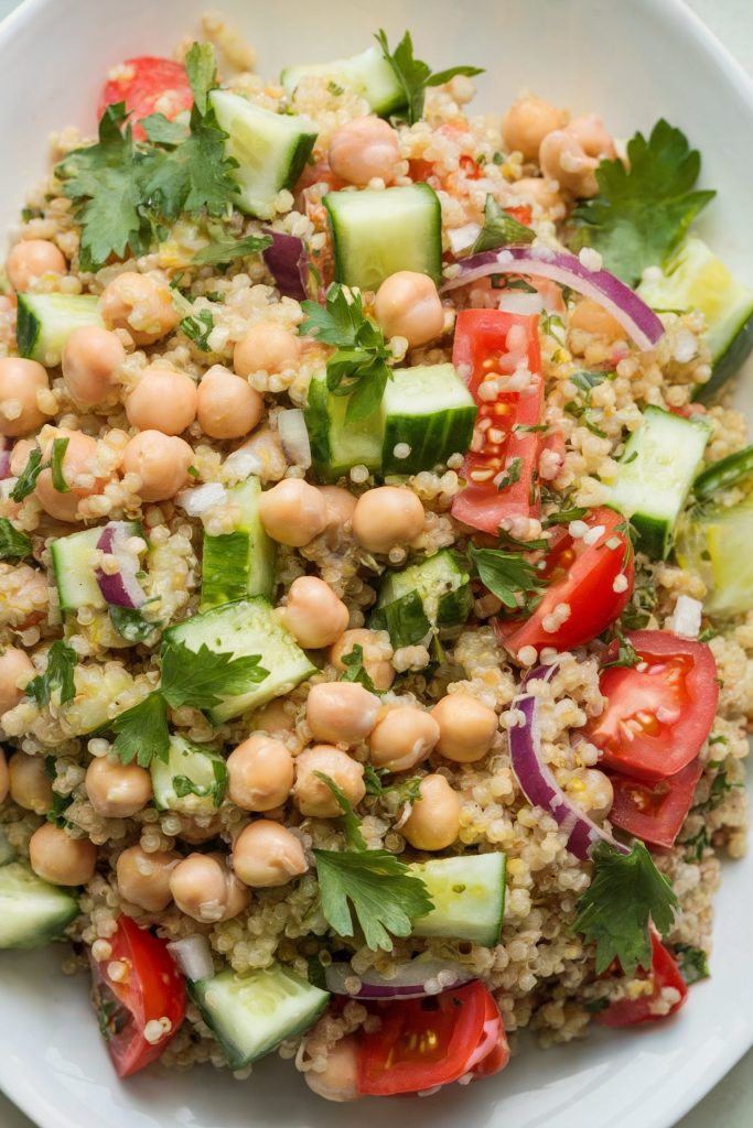 Quinoa Salad with Chickpeas and Lemon Vinaigrette