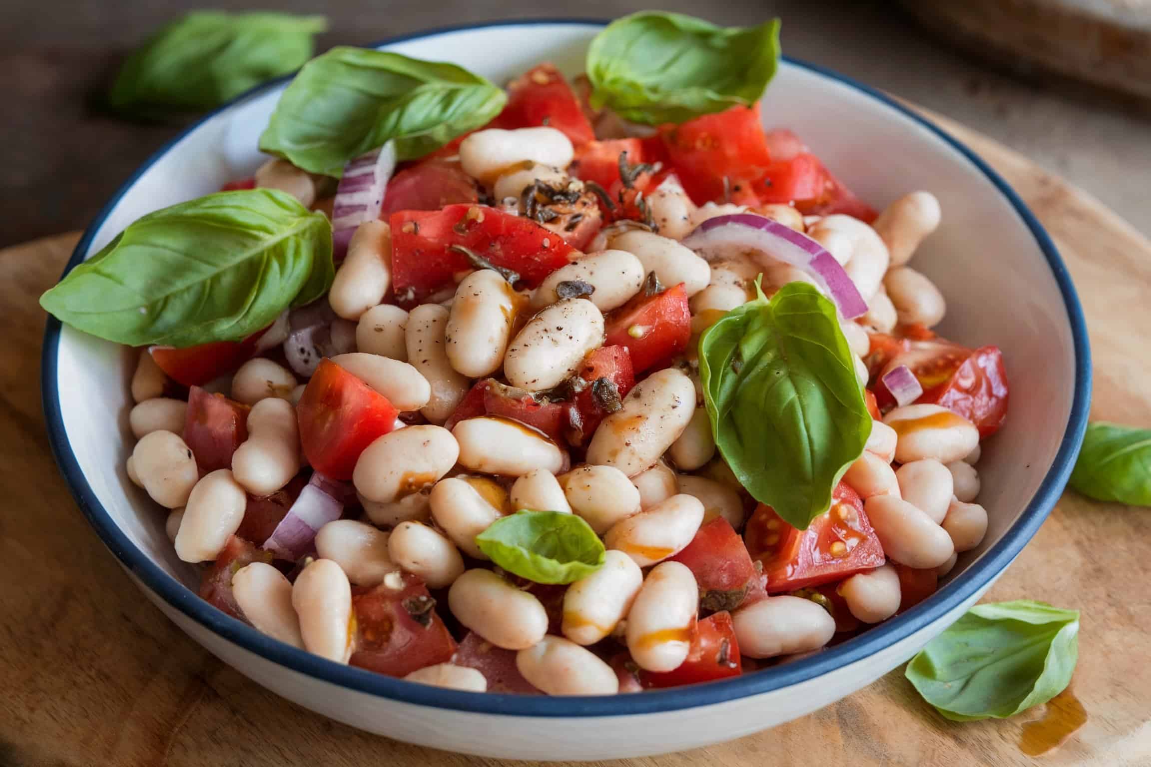 White Bean and Tomato Salad