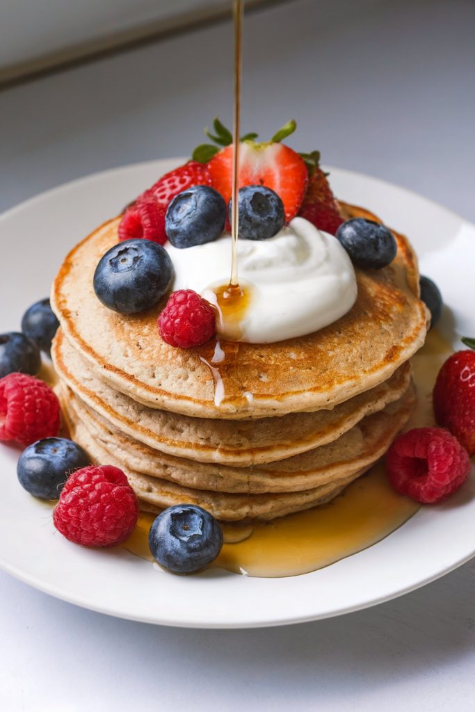Whole-Wheat Pancakes with Greek Yogurt and Berries