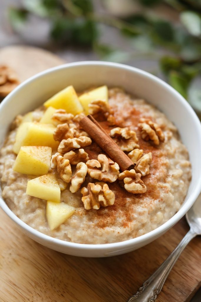 Apple Cinnamon Oatmeal with Walnuts