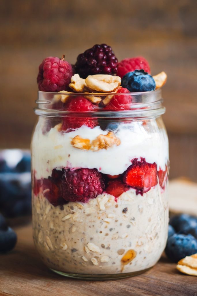 Overnight Oats with Berries and Nuts