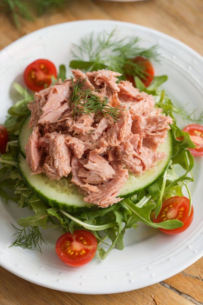 Arugula and Cucumber Salad with Tuna