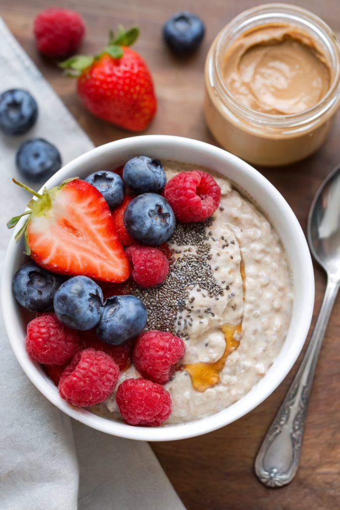 Overnight Oats with Berries
