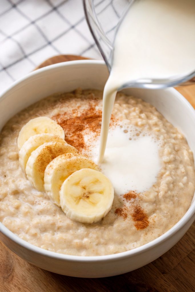 Oatmeal with Banana and Almond Milk