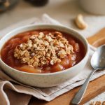 Applesauce with Oatmeal Crumble
