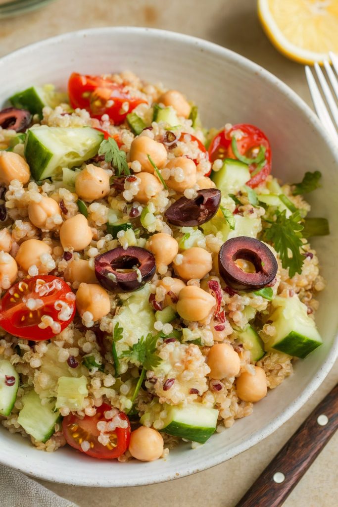 Quinoa Salad with Chickpeas