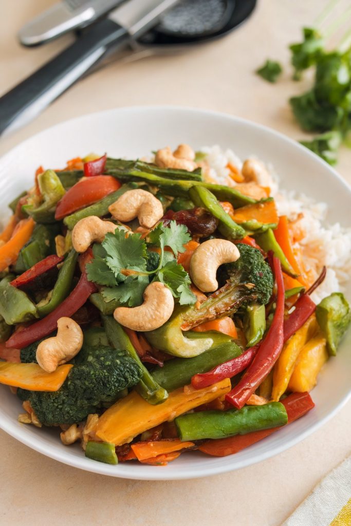 Vegetable Stir-Fry with Cashews