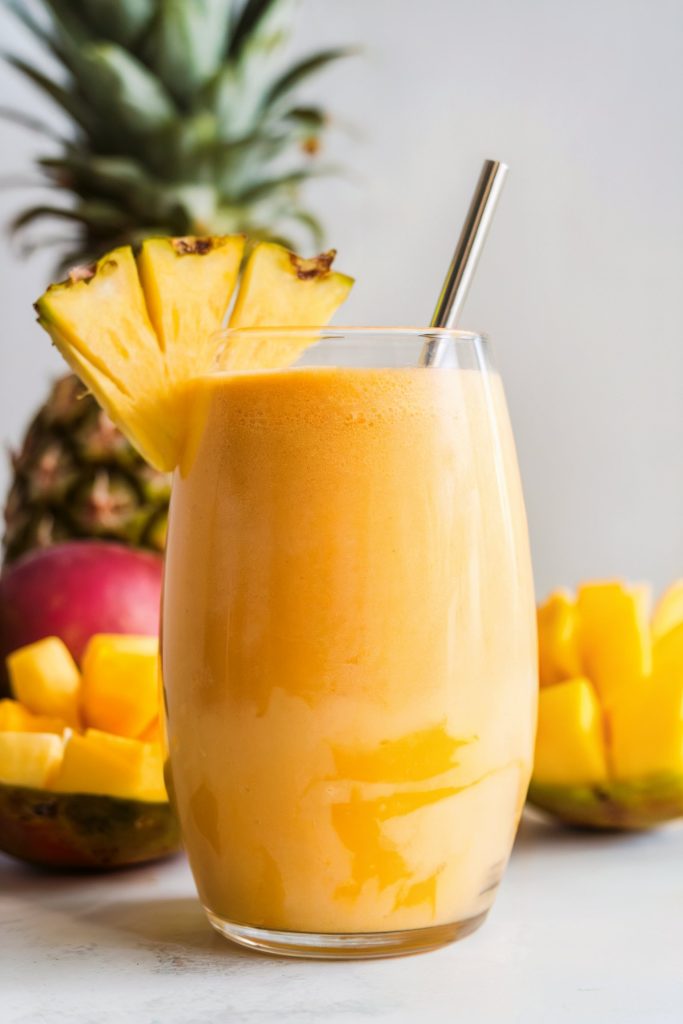 Mango and Pineapple Smoothie