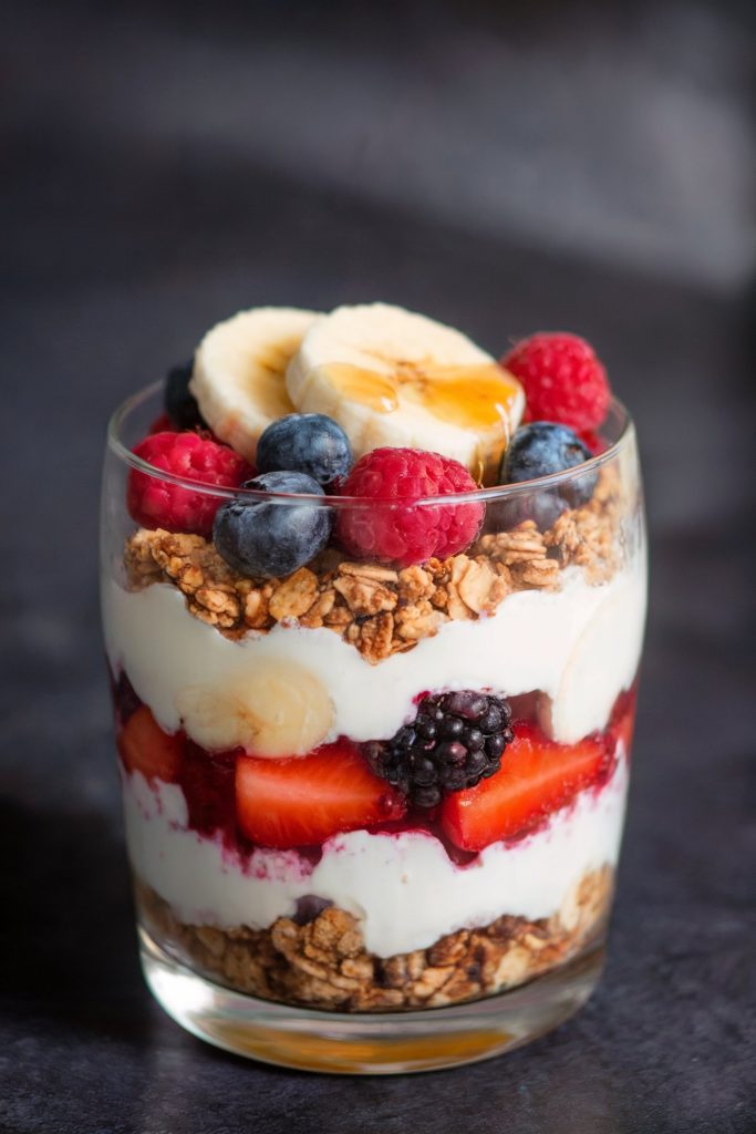 Yogurt Parfait with Granola and Fruit