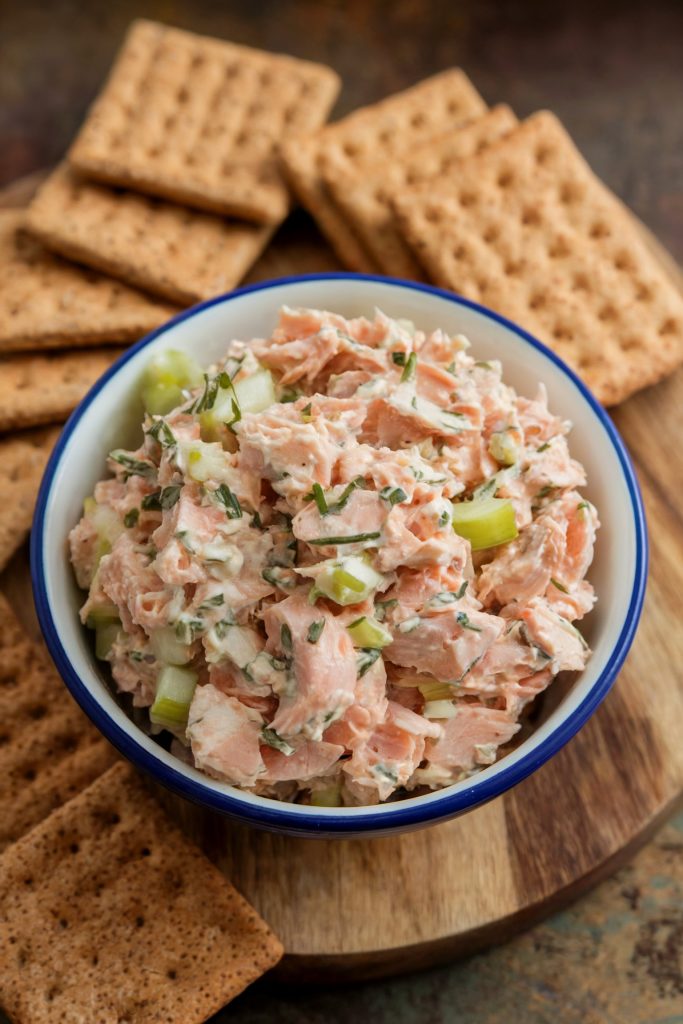 Tuna Salad With Whole Wheat Crackers