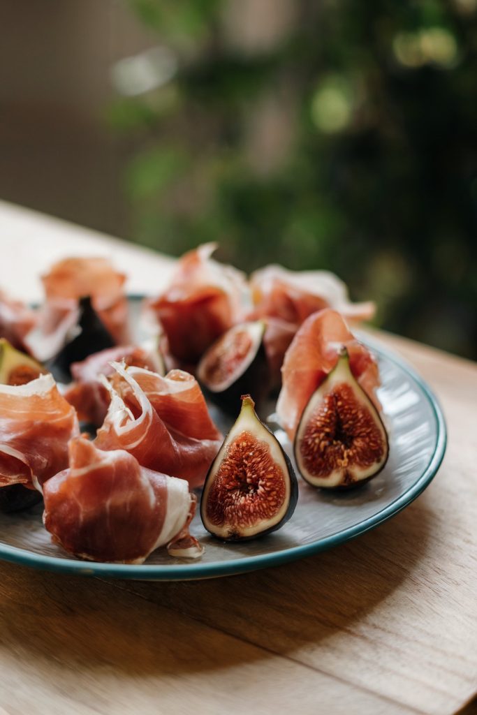 Fig and Prosciutto Bites