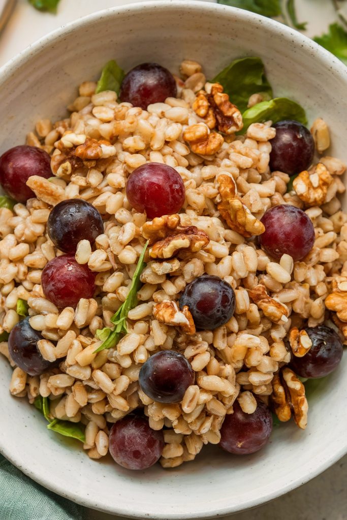 Farro Salad With Grapes and Walnuts