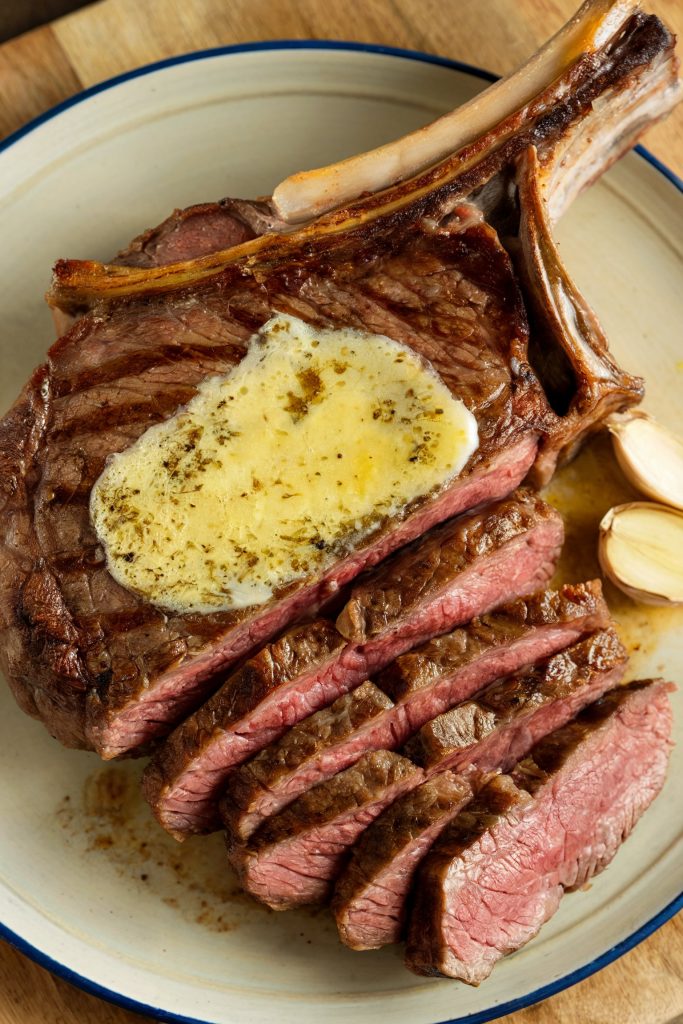 Garlic Butter Tomahawk Steak