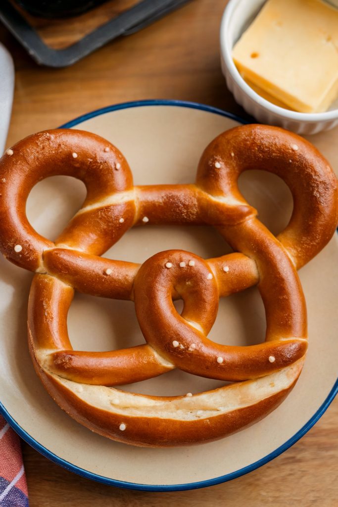 Mickey Pretzel