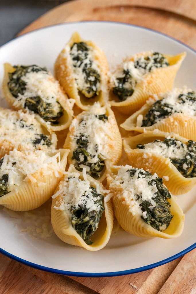 Spinach and Ricotta Stuffed Shells