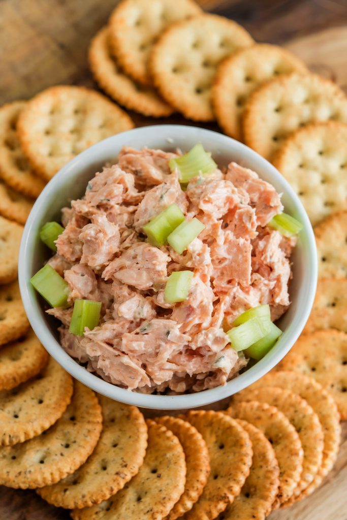 Tuna Salad with Whole Grain Crackers