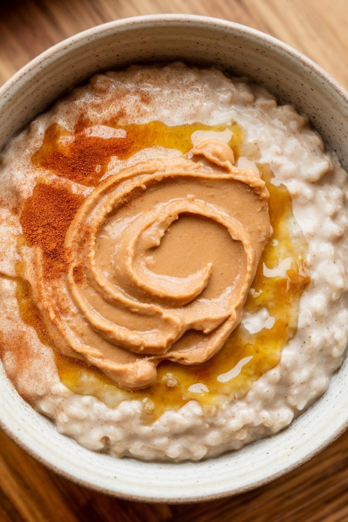 Oatmeal with Peanut Butter and Honey